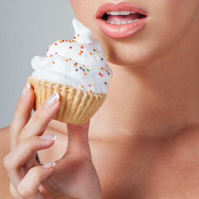 Effects of sugar on the skin – Top 7 signs of skin aging
